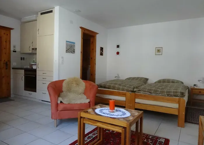 Apartment Curtins 16 Pontresina